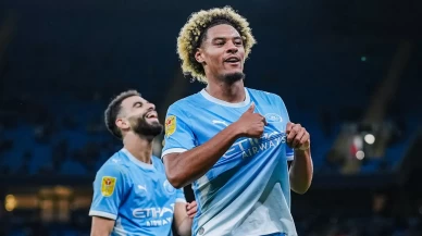 Manchester City, 5 golle turladı