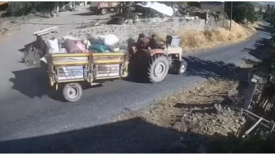 Nevşehir’de virajda devrilen traktördeki aile yaralandı