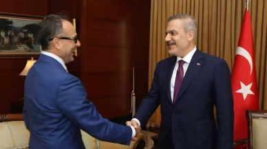 Bakan Fidan Bakü’de TÜRKPA Genel Sekreteri Hasan ile görüştü