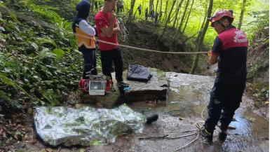 Ordu’da fındık çuvalı taşırken yamaçtan yuvarlandı