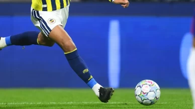 Fenerbahçe - Roma CANLI İZLE! İlk 11'ler belli oldu (TRT 1)
