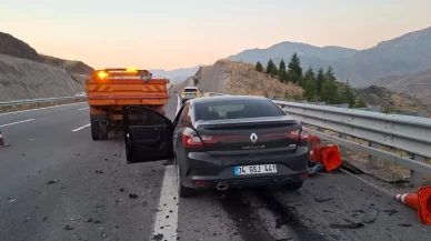 Niğde-Adana Otoyolu’nda otomobil Karayolları kamyonetine çarptı: 1 ölü, 3 yaralı