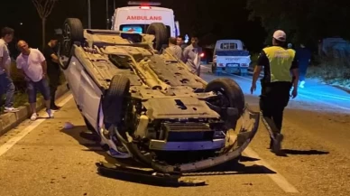 Bursa’da kamyonet ile otomobil çarpıştı: 2 yaralı
