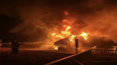 Kars’ta seyir halindeki TIR alev aldı!