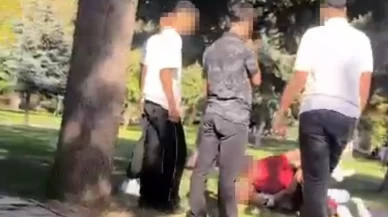 17 yaşındaki çocuğu parkta acımazsızca dövdüler