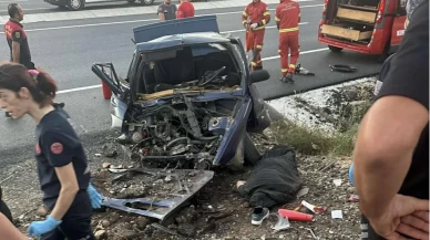 Muğla’da refüje çarpan otomobilde 2 kişi hayatını kaybetti