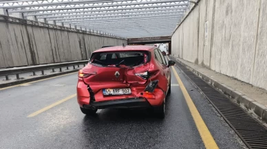 Aydın'da aniden bastıran sağanak trafiği kilitledi