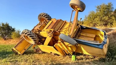 Beyşehir’de biçerdöver devrildi: Operatör yaralandı