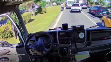 Boğazına ilaç kaçan adamı heımlıch manevrası kurtardı