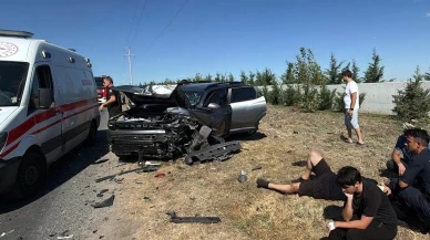 Tekirdağ’da iki otomobil kafa kafaya çarpıştı: 5 yaralı