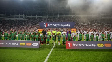 Amed SK-Beşiktaş maçında saha sulama sistemi açıldı