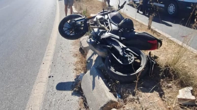 Motosikletle refüje çarpan sürücüden acı haber