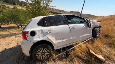 Adıyaman’da otomobil tarlaya yuvarlandı: 1 yaralı