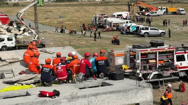 Erzincan’da gerçeği aratmayan deprem tatbikatı!