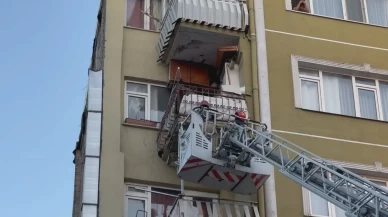 Bahçelievler’de balkondan kopan parçalar yayanın başına düştü