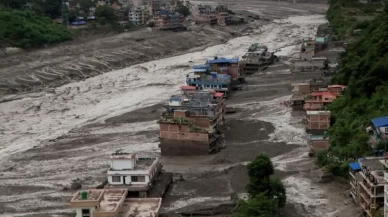 Nepal'deki sel felaketinin bilançosu ağır!