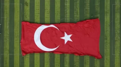 Gökyüzünde nefes kesen rekor: Özel Kuvvetler’den 3 bin metrekarelik gösteri!
