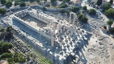 Didyma Apollon Tapınağı'na gece ziyaretçi akını!