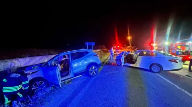 Edirne’de iki otomobil çarpıştı: Yaralılar hastaneye kaldırıldı
