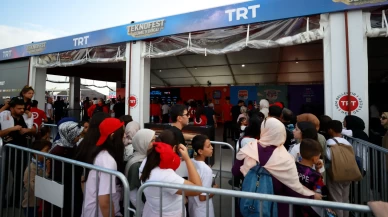 TEKNOFEST’te TRT 1 oyuncuları rüzgarı! İmza dağıttılar