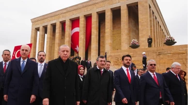 Devlet erkanı Ata'nın huzurunda!