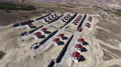 Erzincan Kemah'ta 28 afet konutu teslim edildi!