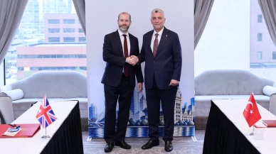 Bakan Bolat, İngiliz mevkidaşı Reynolds ile görüştü!