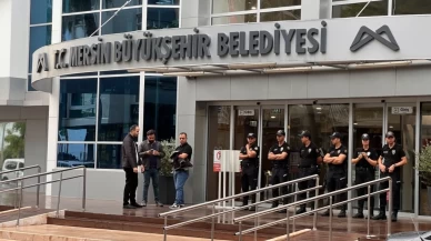 Mersin’de 3 belediyeye eş zamanlı operasyon