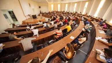 Üniversiteler 3 yıla mı düşecek? 2026 üniversiteler kaç sene olacak?