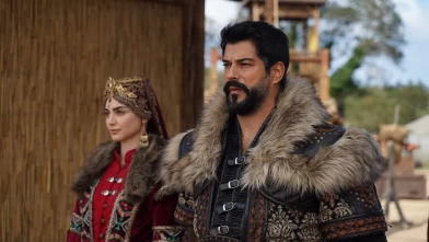 Kuruluş Orhan'da Büyük Sürpriz: Burak Özçivit Neden Yok, Diziden Ayrıldı mı?