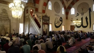 Diyanet 3 Ekim Cuma hutbesini açıkladı: "Hendek’ten Gazze’ye: Zafer İnananlarındır"
