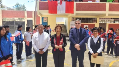 TİKA'dan eğitime destek: Peru'daki bir liseye bilgisayar sınıfı açıldı