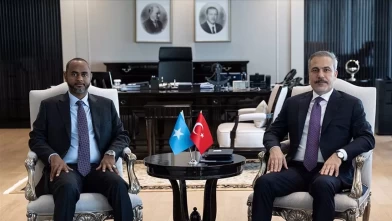 Dışişleri Bakanı Hakan Fidan Somalili bakan ile görüştü