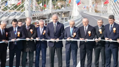 Alanya Doğu Çevre Yolu’nun Hasbahçe-Mahmutlar arasındaki 12 kilometrelik kısmı trafiğe açıldı
