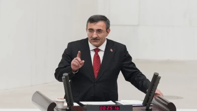 Cumhurbaşkanı Yardımcısı Yılmaz: "Kadın meselelerini LGBT çerçevesinde ele almak, kadınlara haksızlıktır!"