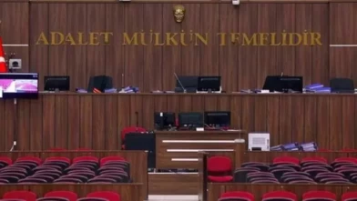 FETÖ dosyalarını kapatan zabıt katibi hakim karşısında