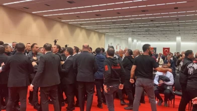 Gençlerbirliği Olağanüstü Genel Kurulu'nda kavga çıktı