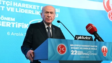 Siyaset ve Liderlik Okulu 22. dönem mezunlarını verdi! Lider Bahçeli: Bizler birer mum yaktık, meşale gibi yanma sırası sizde
