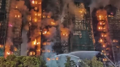 Hong Kong'da yangın faciası