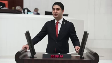 MHP’nin üniversite öğrencilerine teknolojik cihaz desteği kanun teklifine yoğun ilgi