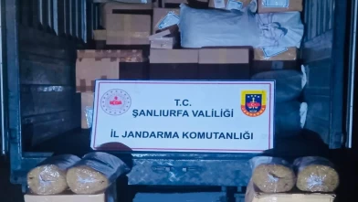 Jandarmadan kaçak tütüne darbe: 3 tonun üzerinde ürün ele geçirildi
