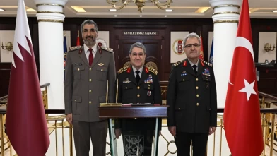 Genelkurmay Başkanı Bayraktaroğlu, Katar Kara Kuvvetleri Komutanı'nı kabul etti