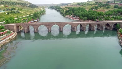 Dicle Nehri’ndeki köpüklenmenin nedeni belli oldu!