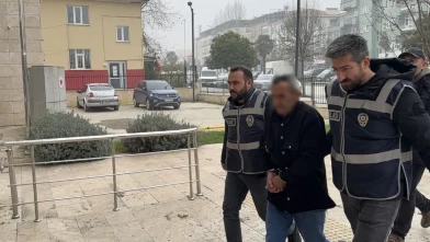 Silah sesleri sokakta yankılandı! Arkadaşını öldüren şüpheli adliyede