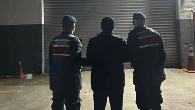 Çocuk istismarından aranan şahıs yakalanarak cezaevine gönderildi