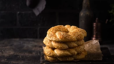 Dışı çıtır içi tel tel ayrılan "gerçek" pastane simidi tarifi