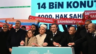 Cumhurbaşkanı Yardımcısı Cevdet Yılmaz’dan Gaziantep’te "Suriye" mesajı: Onların istikrarı bizim geleceğimizdir