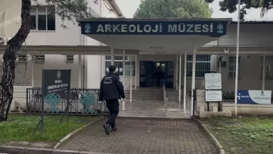 Bursa’da “pes” dedirten olay: Piknikte bulduğu top mermisini 10 gün evinde saklayıp müzeye getirdi