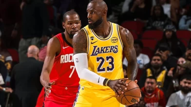 NBA’de Los Angeles Lakers seriyi 6 maça çıkardı