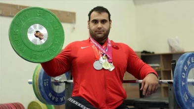 Faruk Öztürk’ten Avrupa'da 2 gümüş madalya